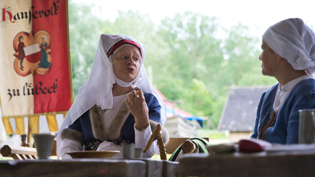 Damengewänder des 15. Jahrhunderts